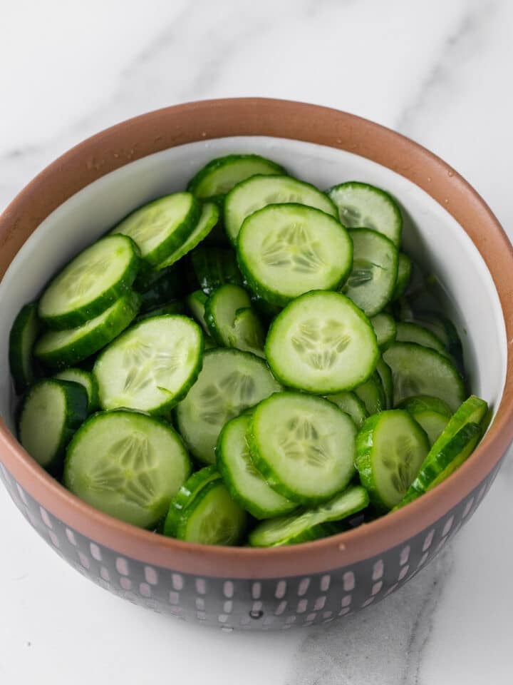 cucumbers in vinegar