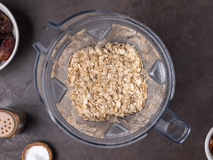 rolled oats in a blender